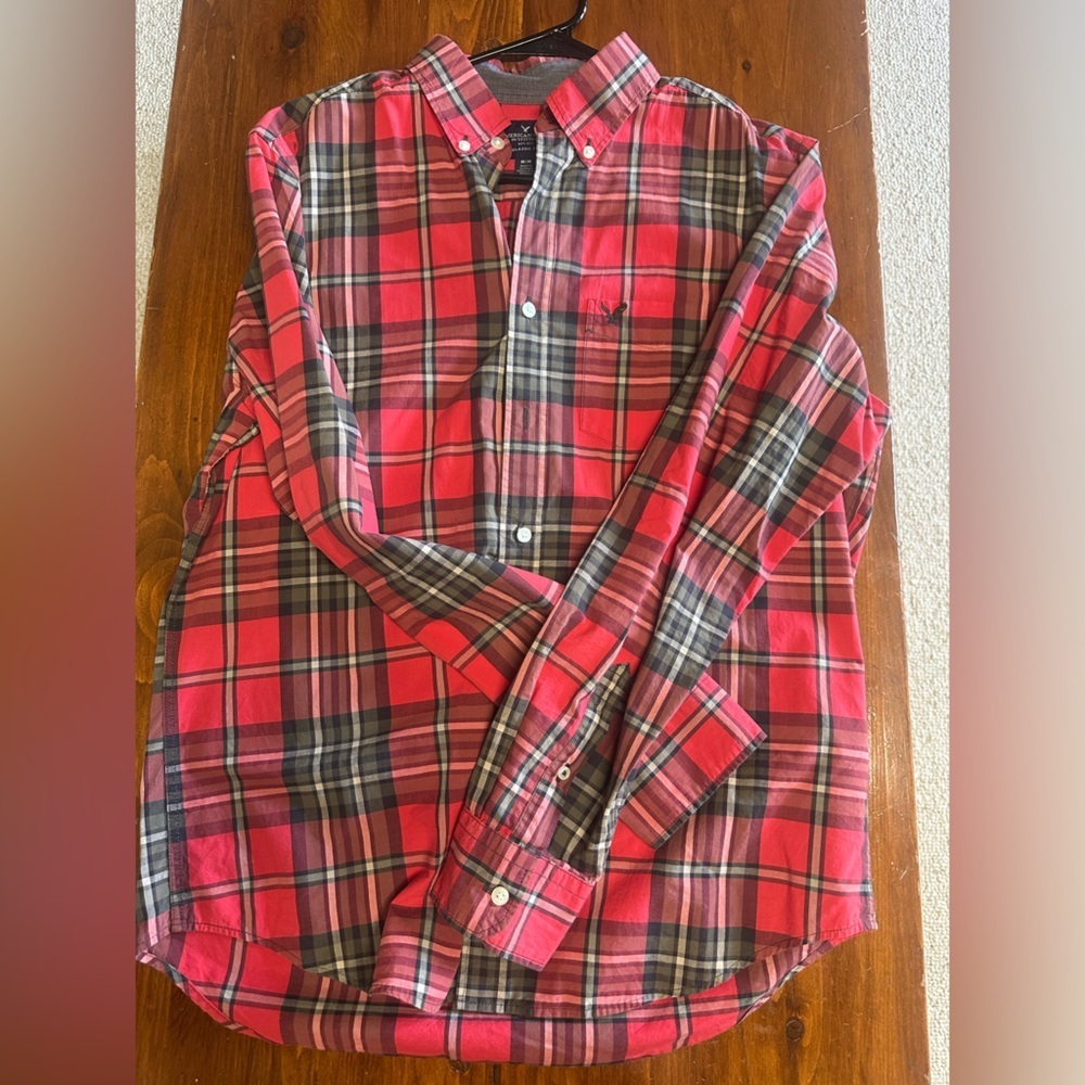 American Eagle Outfitters Red and Black Plaid Shirt